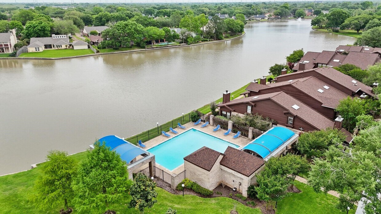 Foto principal - 2611 Grants Lake Blvd