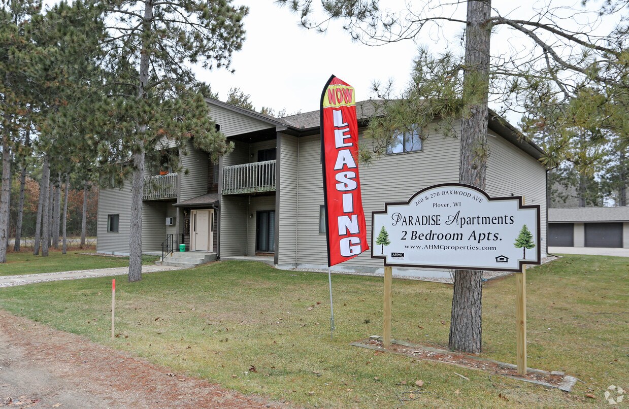 PARADISE APARTMENTS 260276 Paradise Ln Plover, WI