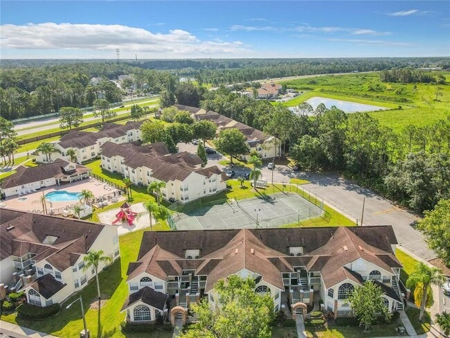 Foto del edificio - 5006 Laguna Bay Cir