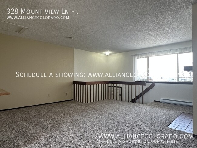 Building Photo - 328 Mt View Ln
