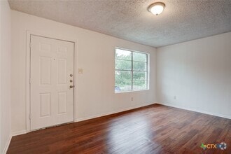 Building Photo - 748 Old Martindale Rd