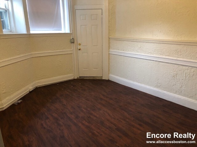 Building Photo - 1193 Boylston St