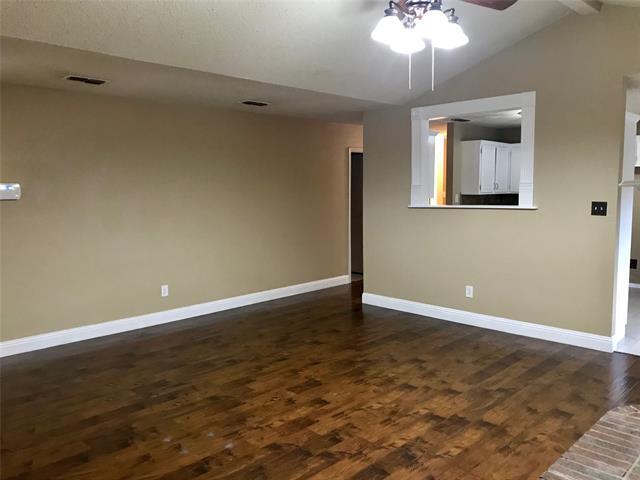 Building Photo - 2064 Bronco Ln