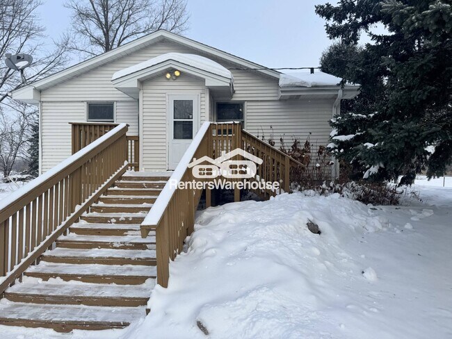 Building Photo - 8225 20th Ave N