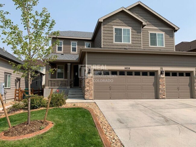 Building Photo - 5028 S Versailles Cir