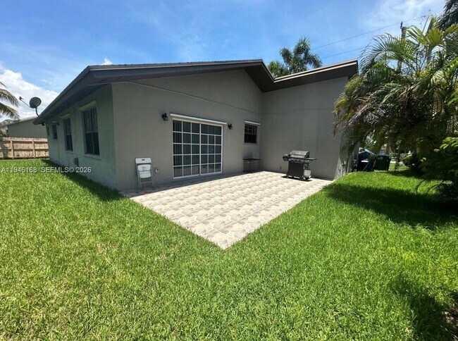 Building Photo - 9330 SW 170th St