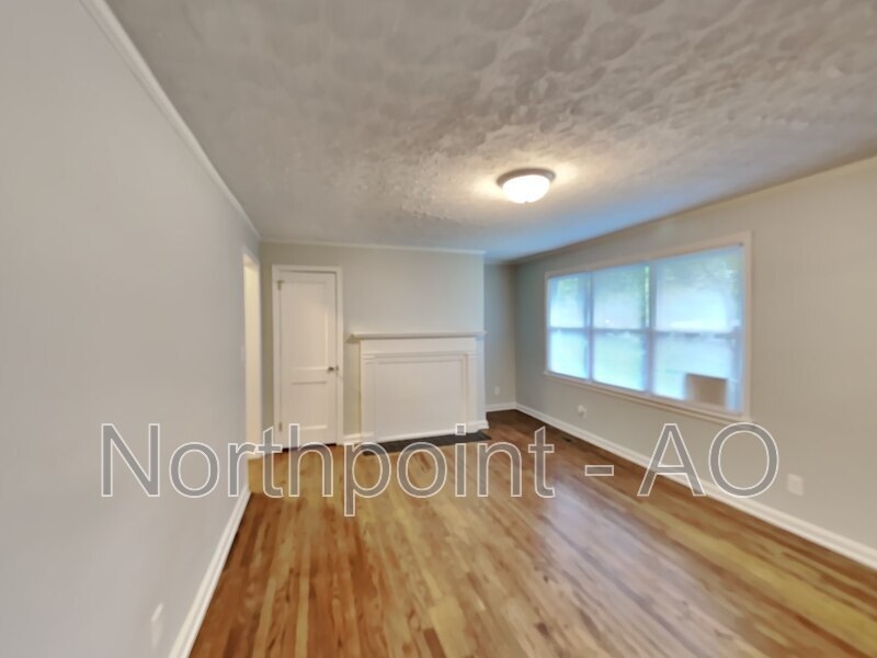 Primary Photo - 1068 Blount Pl