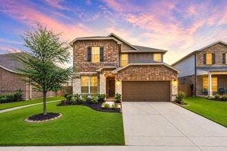 Building Photo - 5047 Royal Amber Ln