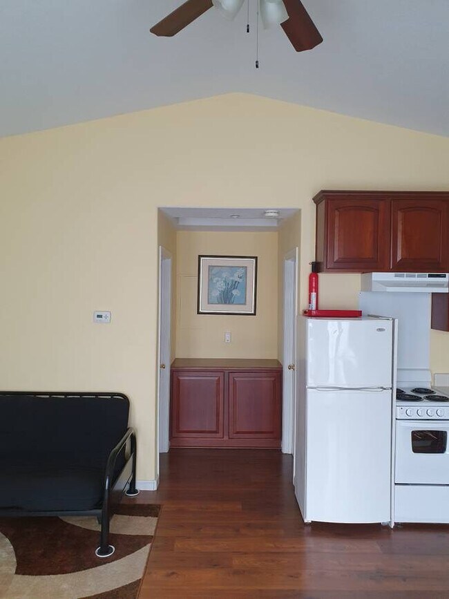 Foto del edificio - 2876 Falcon Ct