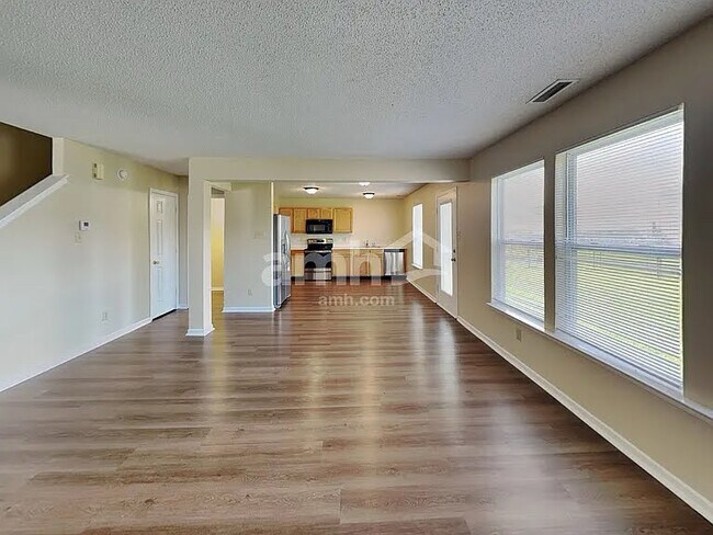 Foto del edificio - 1722 Brassica Way