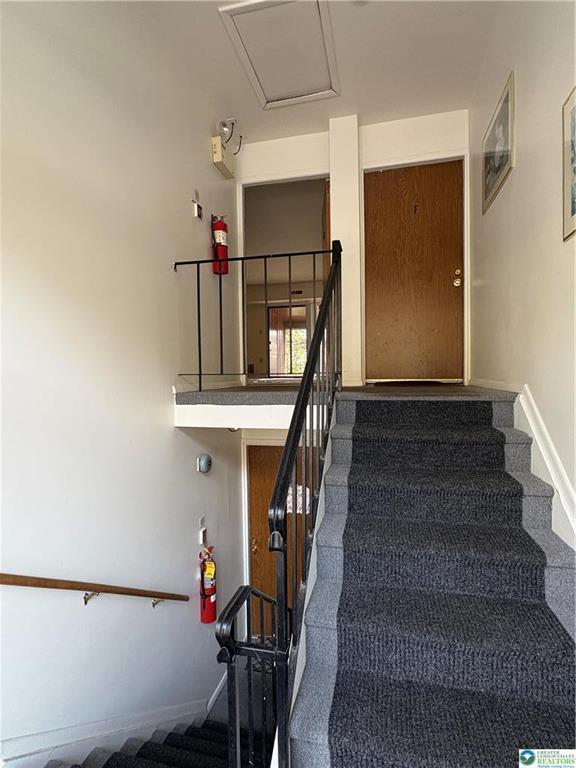 Foto del edificio - 1135 W Lafayette St