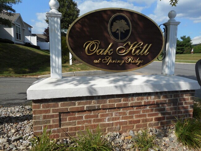 Foto del edificio - Beautiful 2 Bedroom, Loft 1 1/2 Bath Townhome Wyomissing