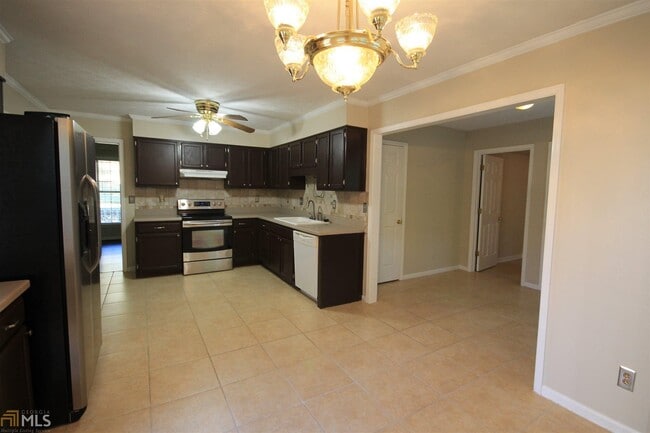 Building Photo - 2207 Heritage Trace View