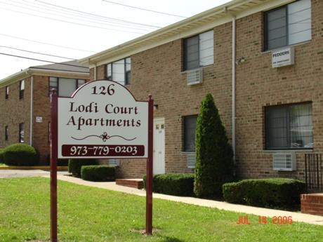 Primary Photo - Lodi Court Apartments