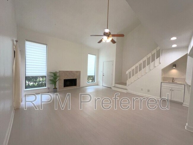 Foto del edificio - 8100 Cambridge St