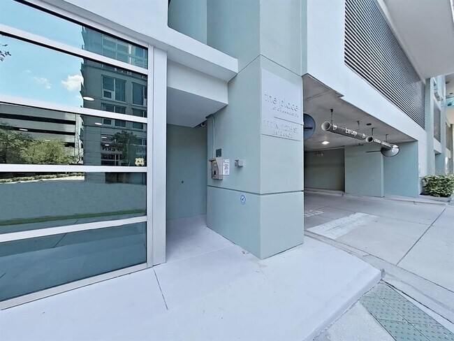 Foto del edificio - 111 N 12th St