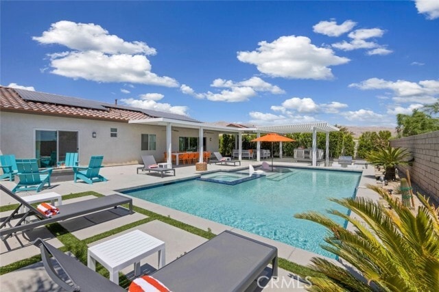 Foto del edificio - 65161 Rolling Hills Dr