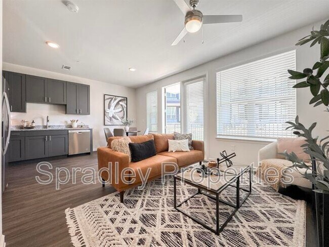 Foto del edificio - 710 Shine St