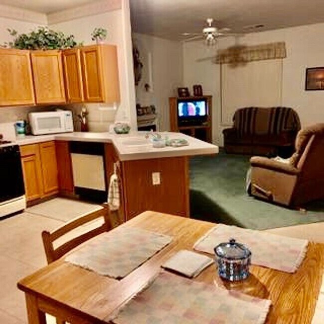 Building Photo - 3 br, 2 bath House - 1344 N Haney Ave