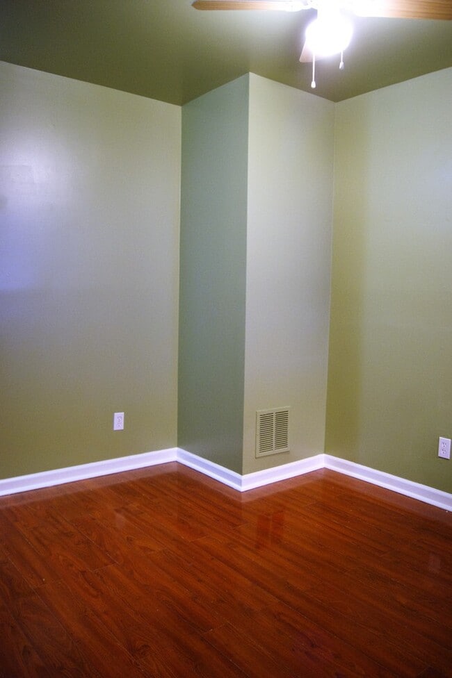 Foto del edificio - Charming 3 Bedroom/ 1 Bathroom Townhome in East Baltimore, MD!