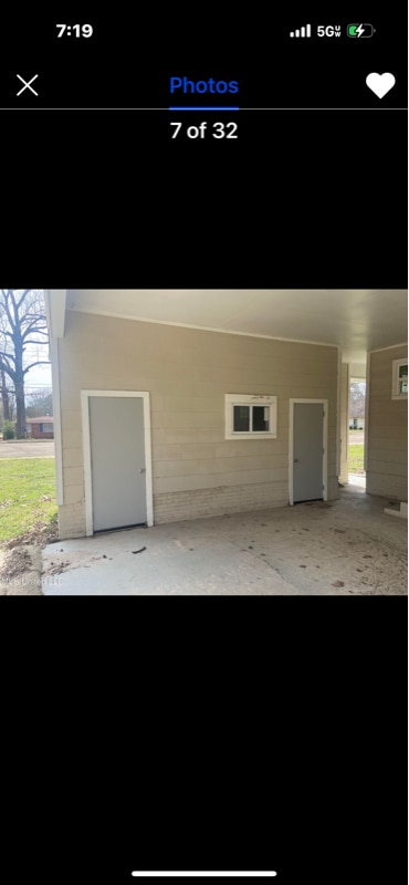 Building Photo - 702 Cooper Rd