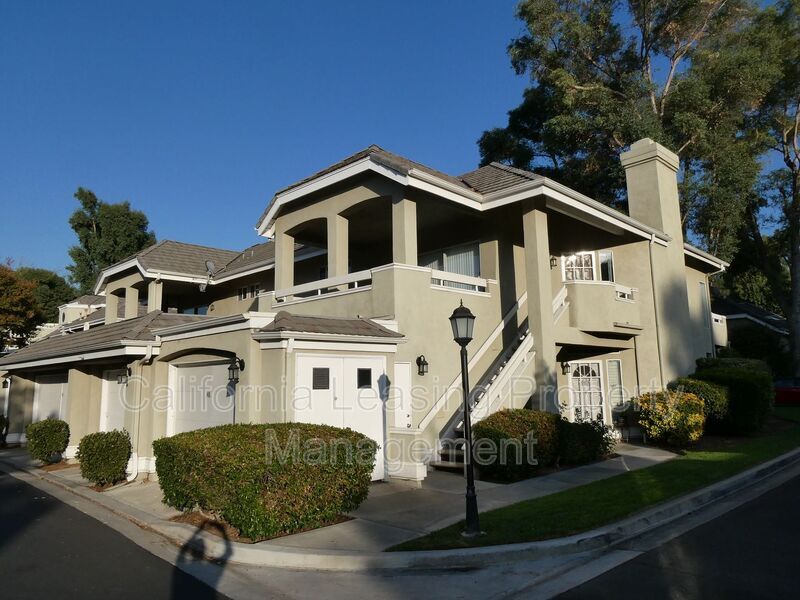 Primary Photo - 23959 Arroyo Park Dr