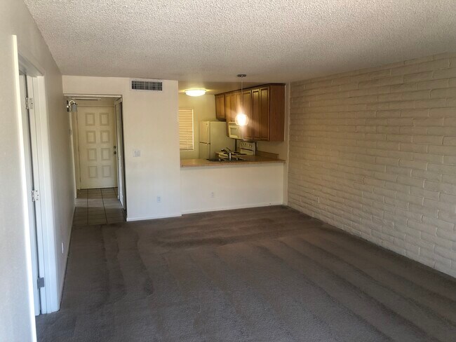 Foto del edificio - 4354 N 82nd St