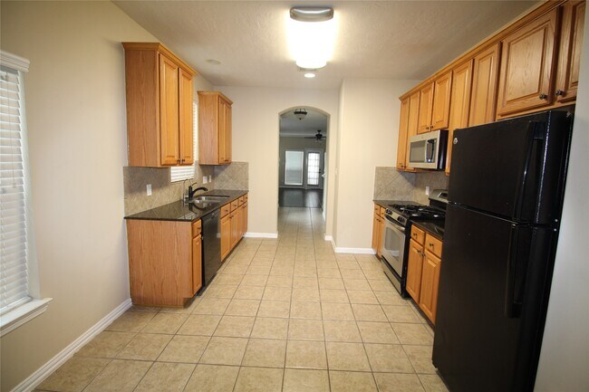 Foto del edificio - 8903 Keymill Dr