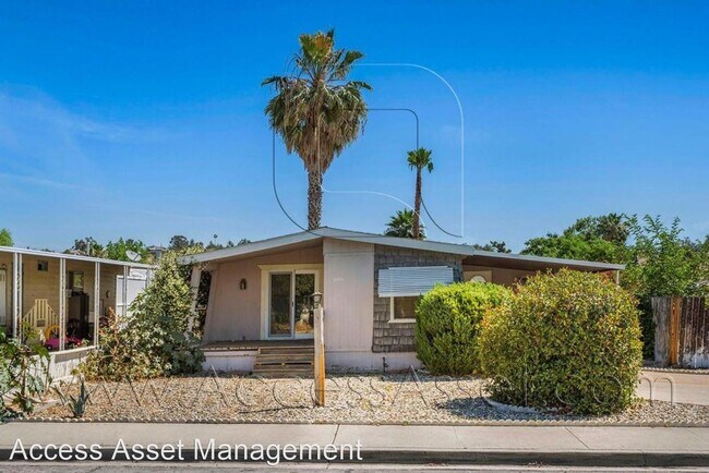 Building Photo - 2 br, 1 bath House - 16450 Pinyon St.