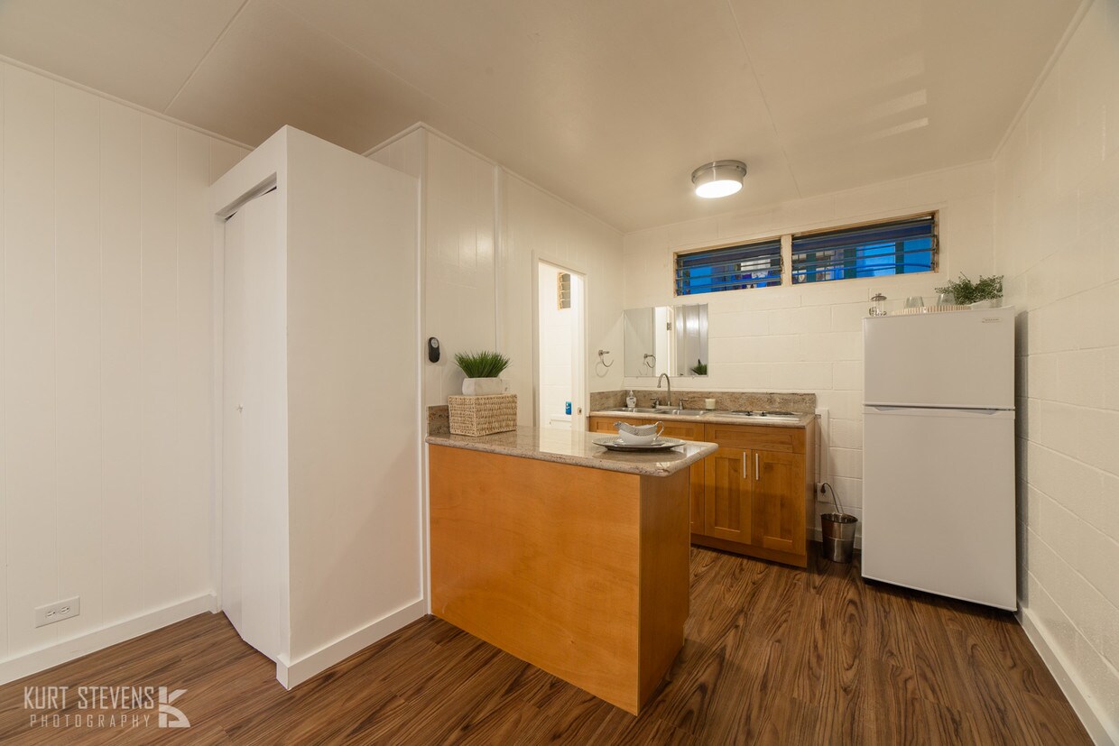 Foto principal - 242 Kaiulani Ave