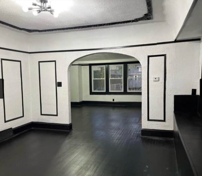 Building Photo - 2837 N 49th St