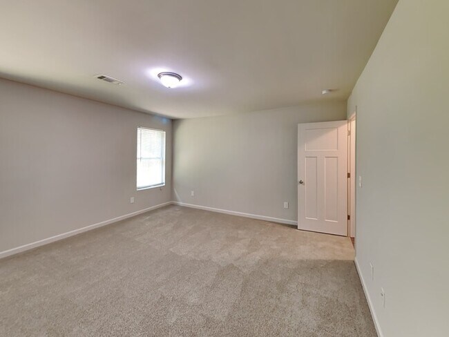 Foto del edificio - Lovely home in Covington GA  with one mont...