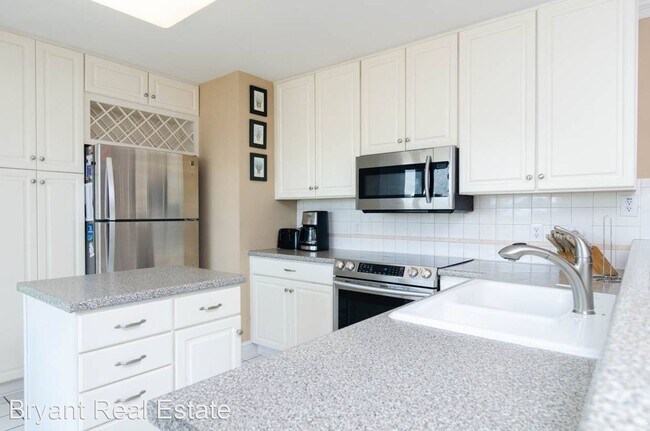 Building Photo - 4 br, 3 bath House - 4 Sea Oats Lane