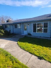 Building Photo - 10617 Westwood Dr SW
