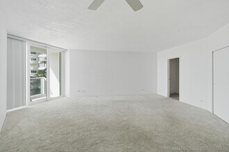 Building Photo - 2800 N Flagler Dr