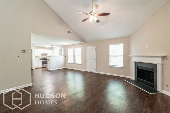 Building Photo - SELF TOUR NOW! - 7831 Lake Crest Way, Doug...