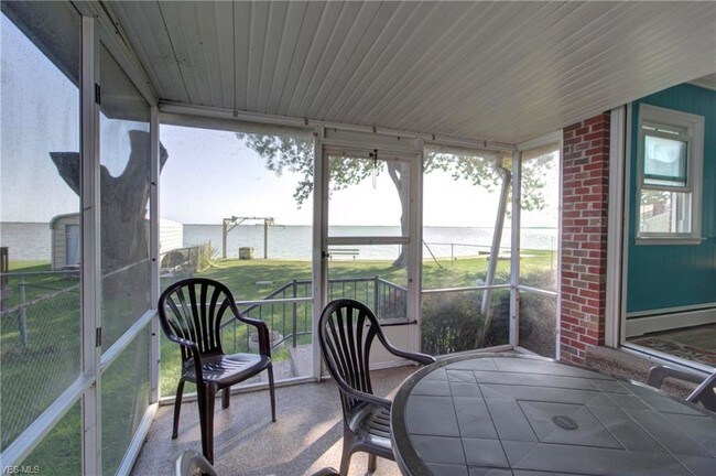Foto del edificio - 1154 E Hickory Grove Rd