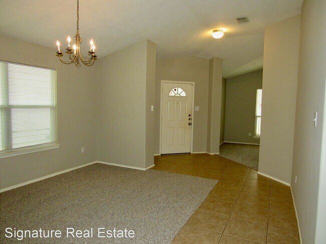 Foto del edificio - 3 br, 2 bath House - 19530 Rum River Ct