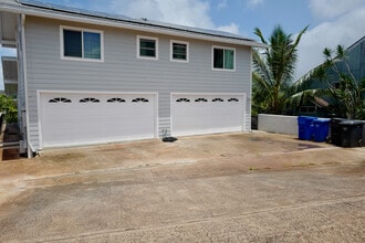 Building Photo - 1928 Waimano Home Rd