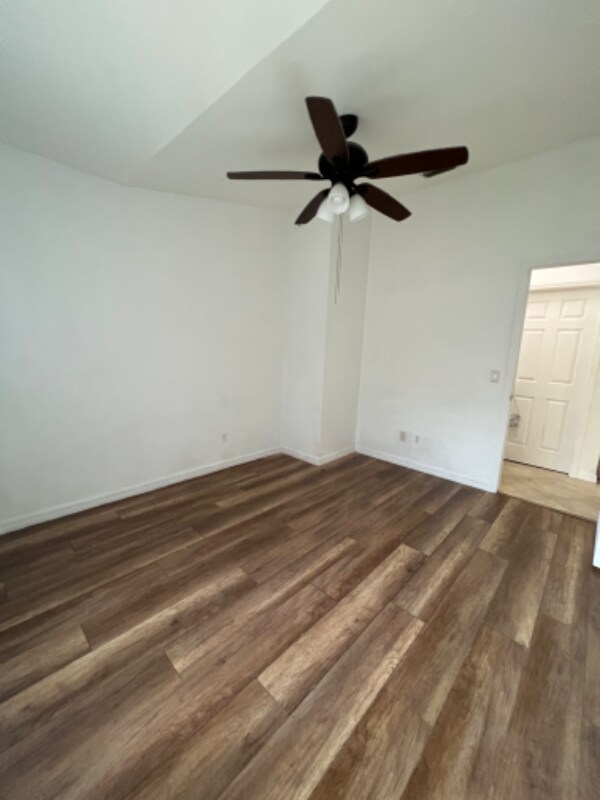 Foto del edificio - 2061 20th Ave NE