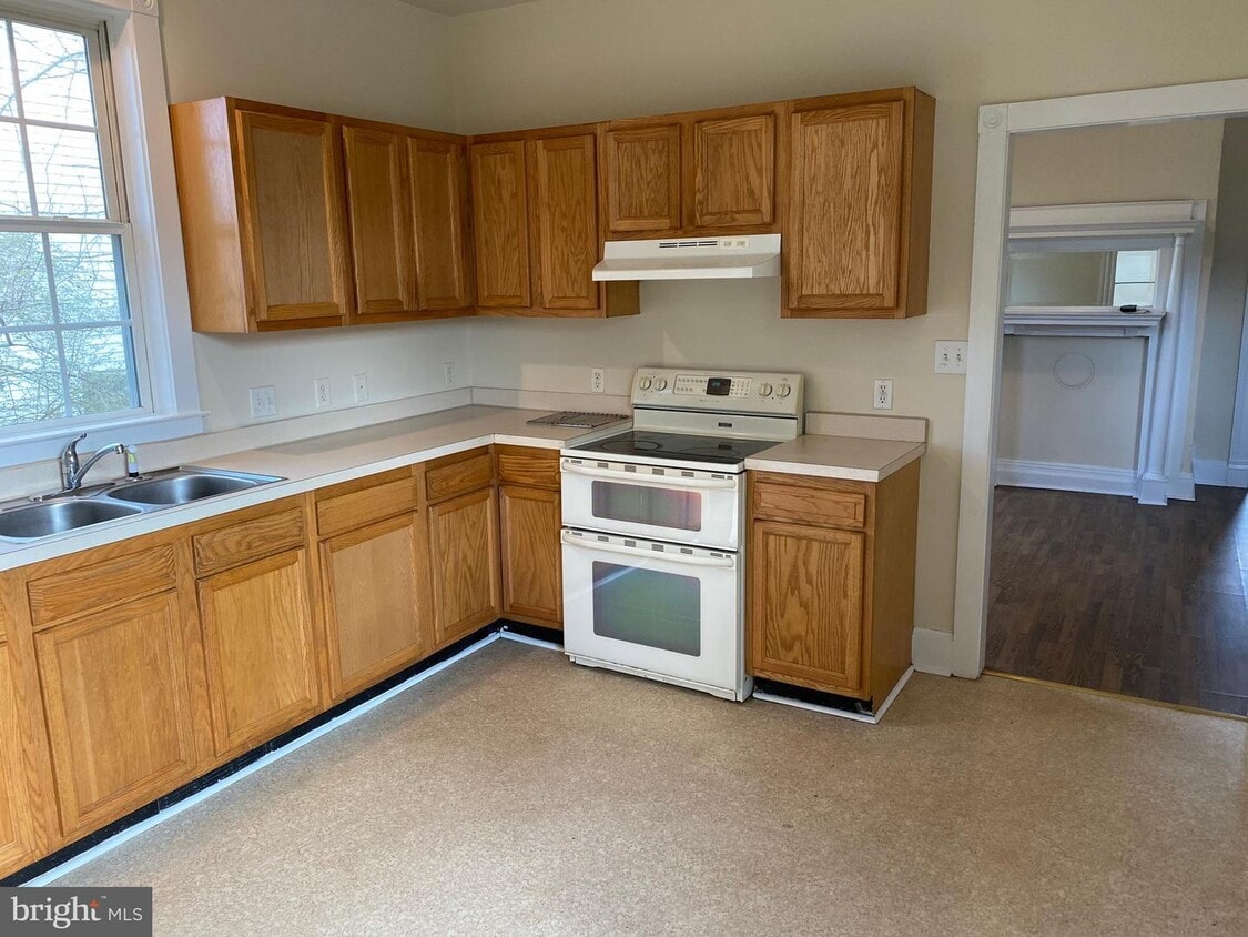 196 Belleview Ave, Orange, VA 22960 House Rental in Orange, VA