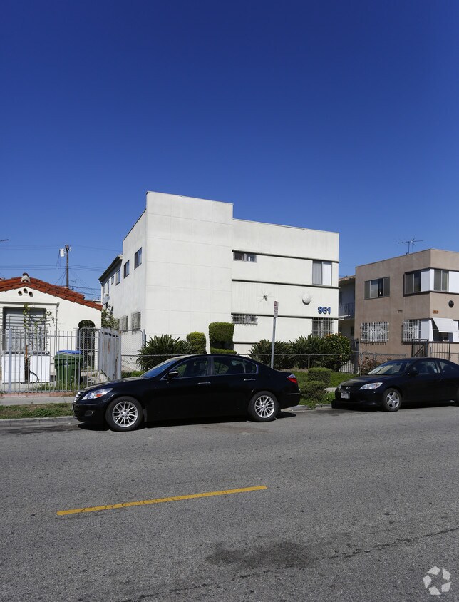 Foto del edificio - 961 S Catalina St