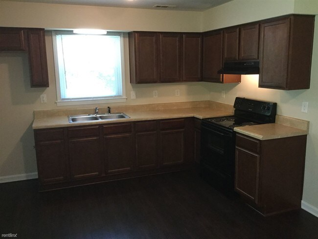Building Photo - 6233 Snowcrest Ct