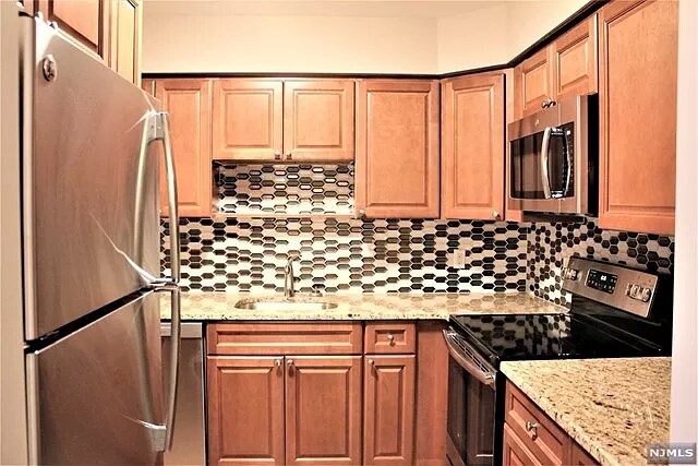 Foto del edificio - 466 A Liberty St