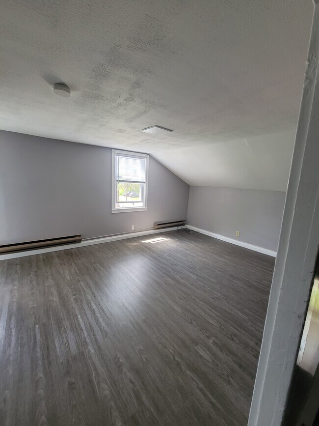 Foto del edificio - 6290 N Kirkville Rd