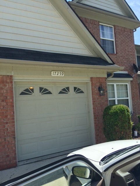 Building Photo - 17259 Higdon Dr