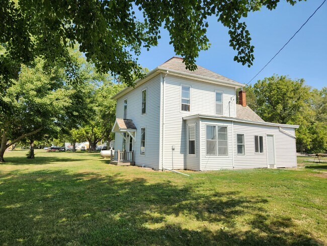 Foto del edificio - 1738 Racine Ave