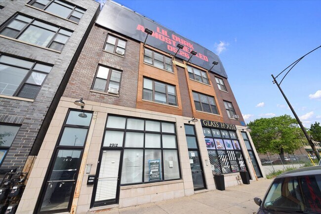 Building Photo - 2912 S Wentworth Ave