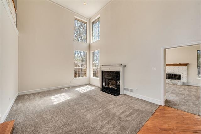 Foto del edificio - 608 Hawthorn Cir