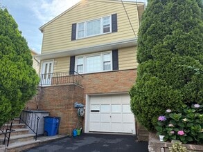Building Photo - 6 Maitland Pl